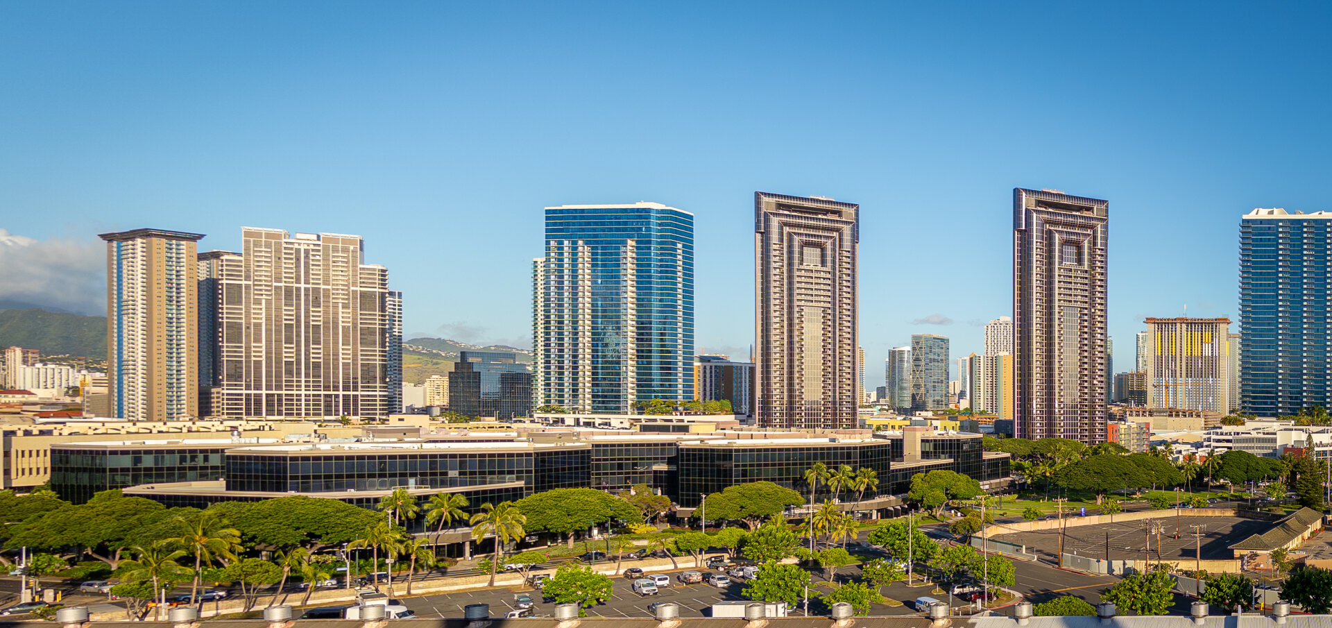 Honolulu Skyline - Blick vom Hotelzimmer
#hawaii #honolulu #skyscrapers